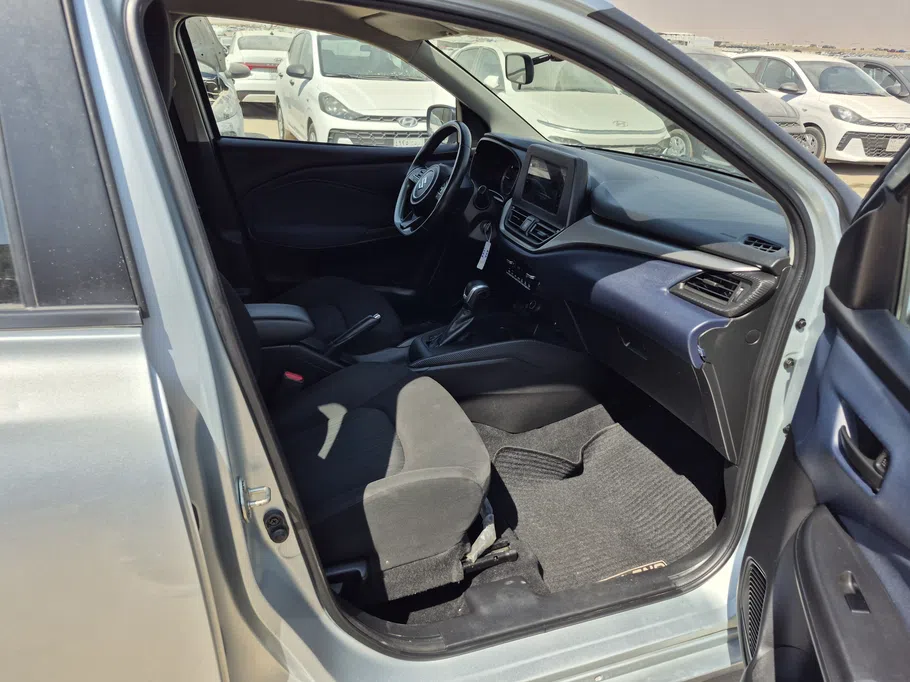 2025 Suzuki Baleno GL 