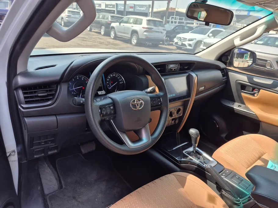 2025 Toyota Fortuner GX 