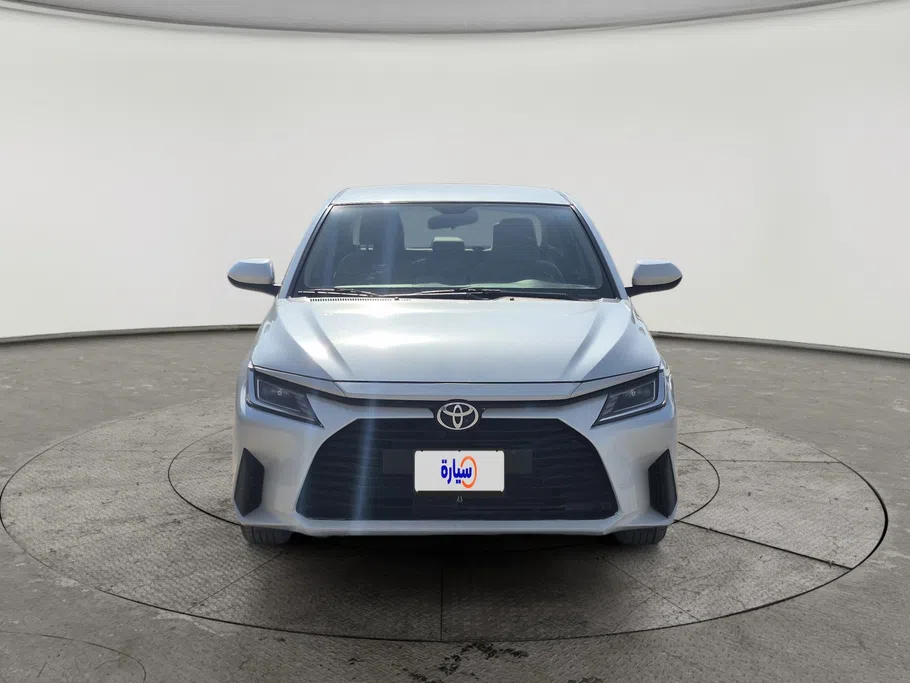 2024 Toyota Yaris  Y 