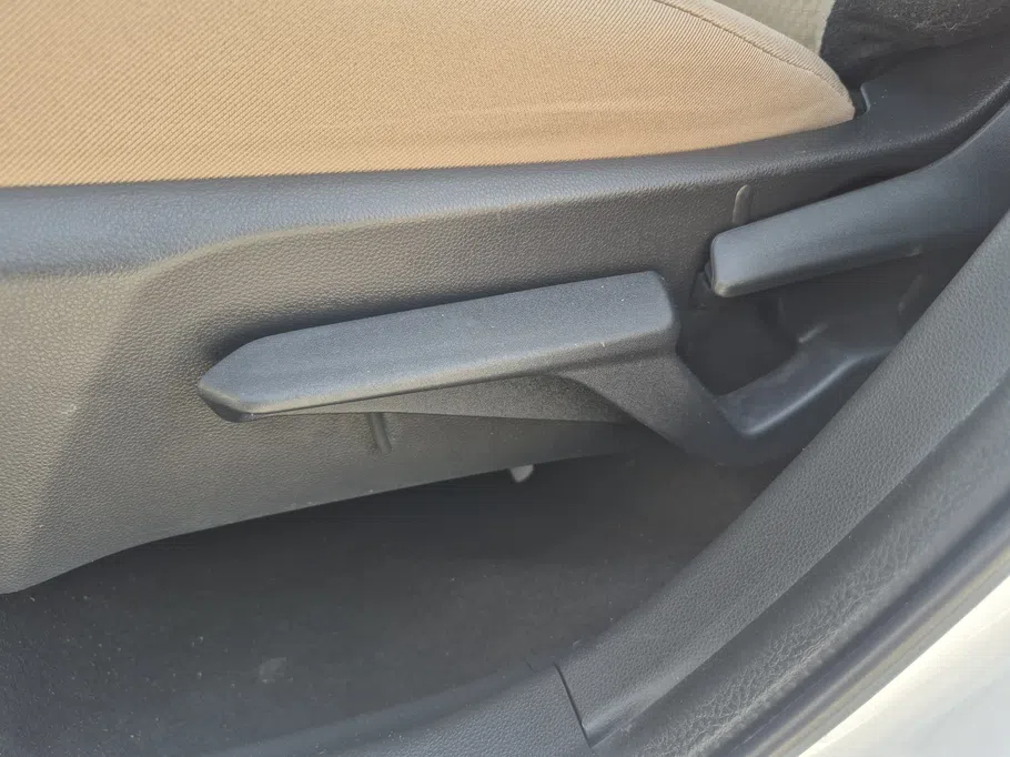 2024 Toyota Yaris  Y 