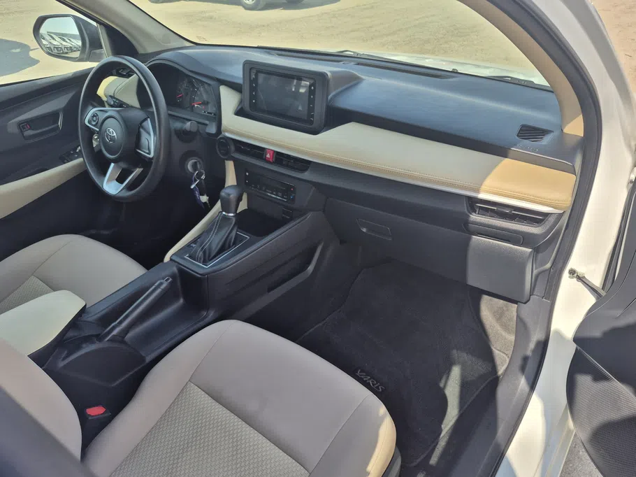 2024 Toyota Yaris  Y 