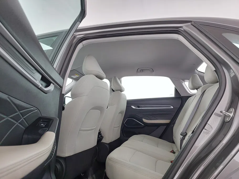 جيلي امجراند GS 2025 