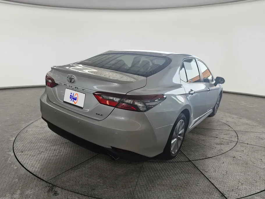 2024 Toyota Camry  GLE 