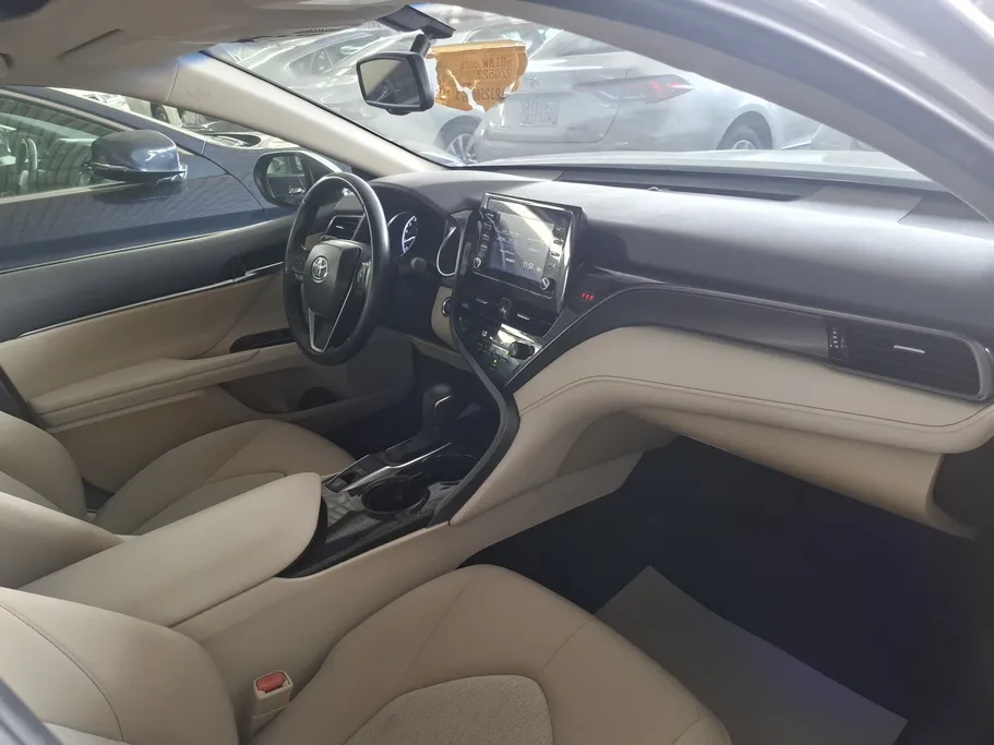 2024 Toyota Camry  GLE 