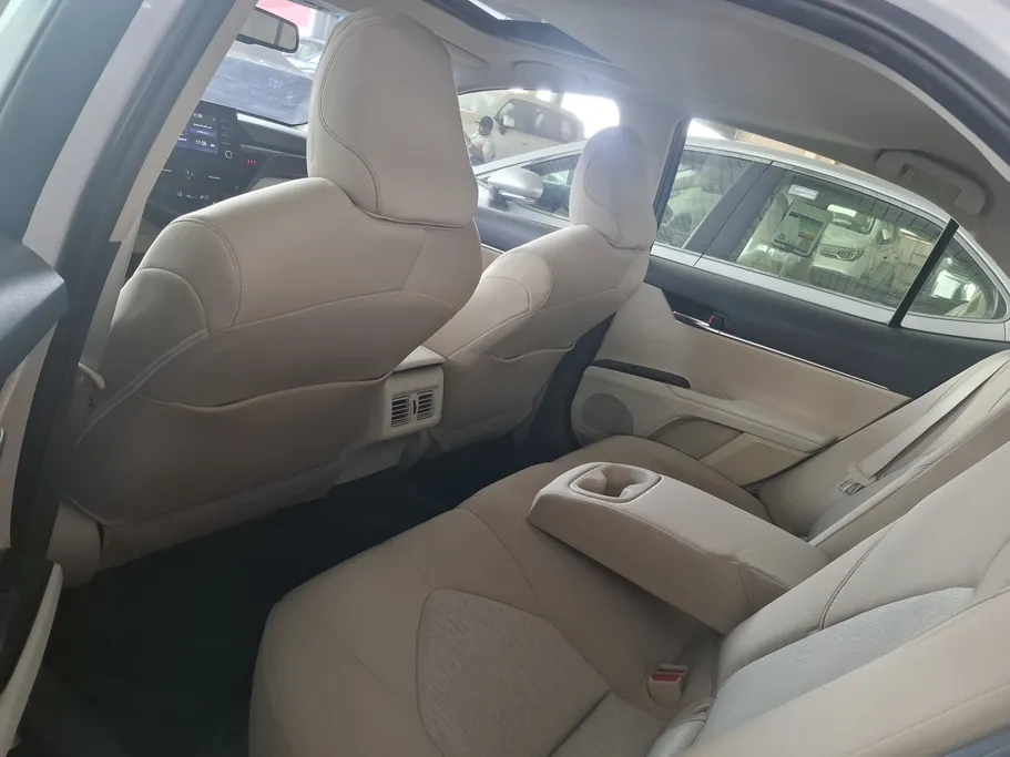 2024 Toyota Camry  GLE 