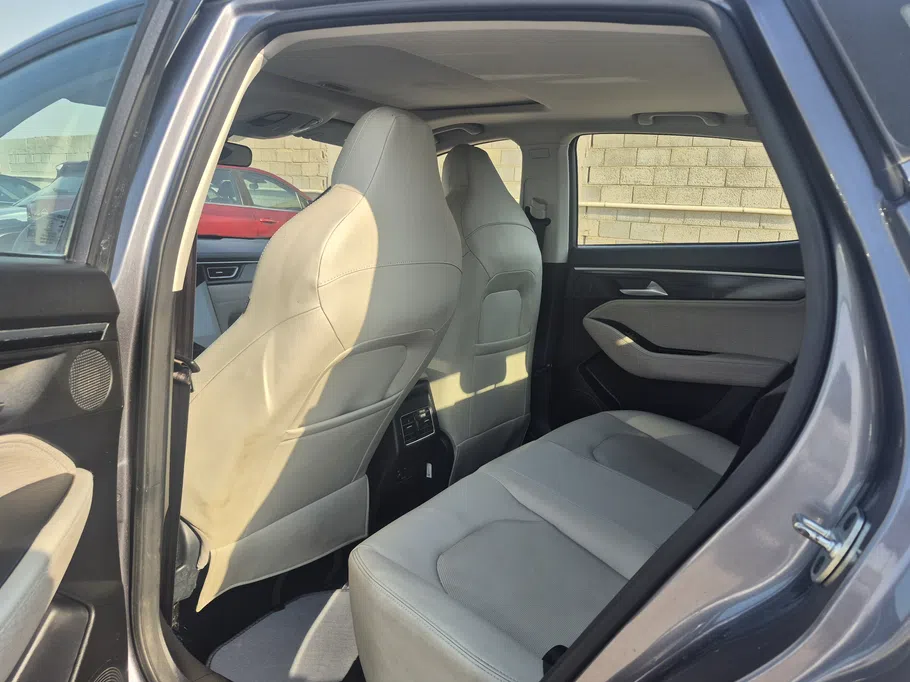 2025 JAC J7 LUXURY 