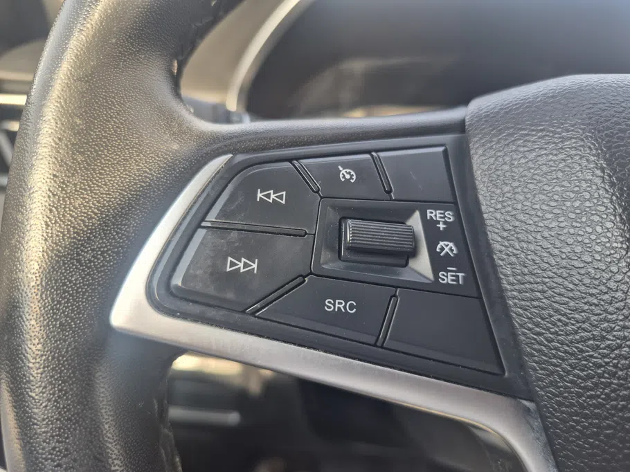 2025 JAC J7 LUXURY 