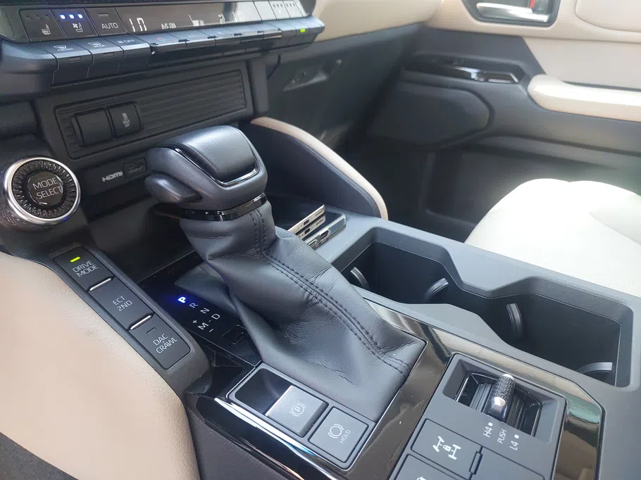 تويوتا برادو TXL2 Diesel 2025 