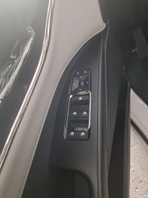 2025 Ford Taurus Ambiente FHEV 
