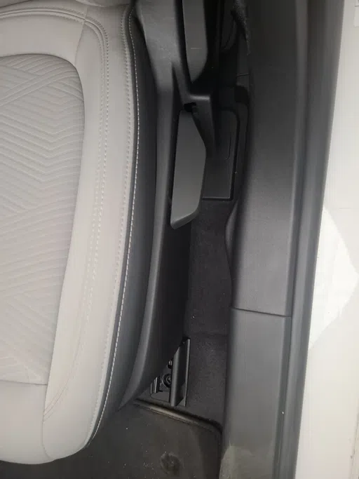 2025 Ford Taurus Ambiente FHEV 