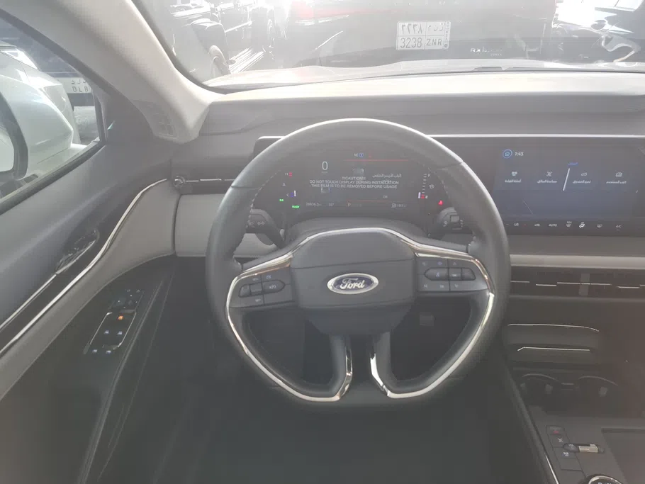 2025 Ford Taurus Ambiente FHEV 