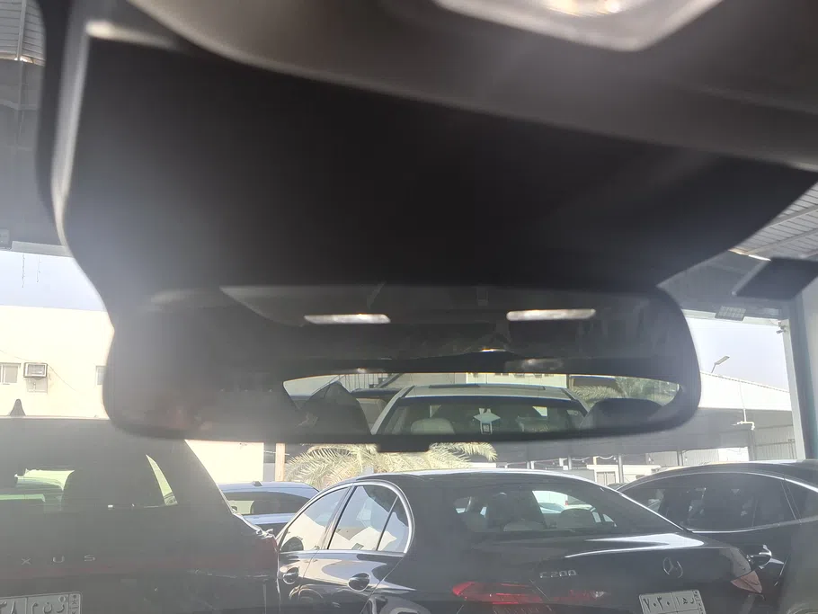 2025 Ford Taurus Ambiente FHEV 