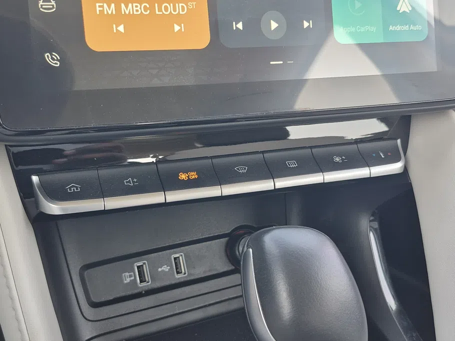 2025 MG ZS LUX 
