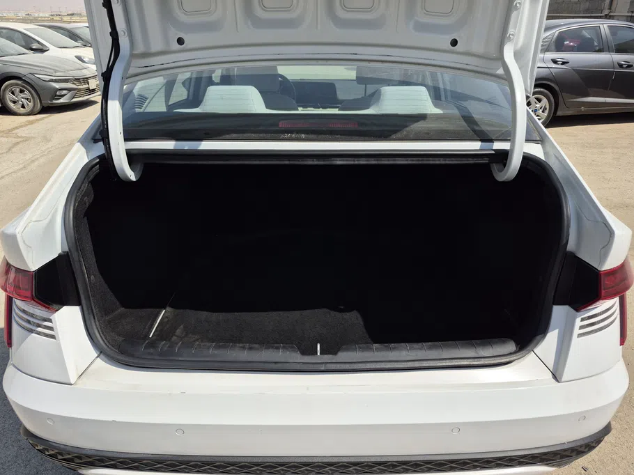 2024 Hyundai Accent Fleet 