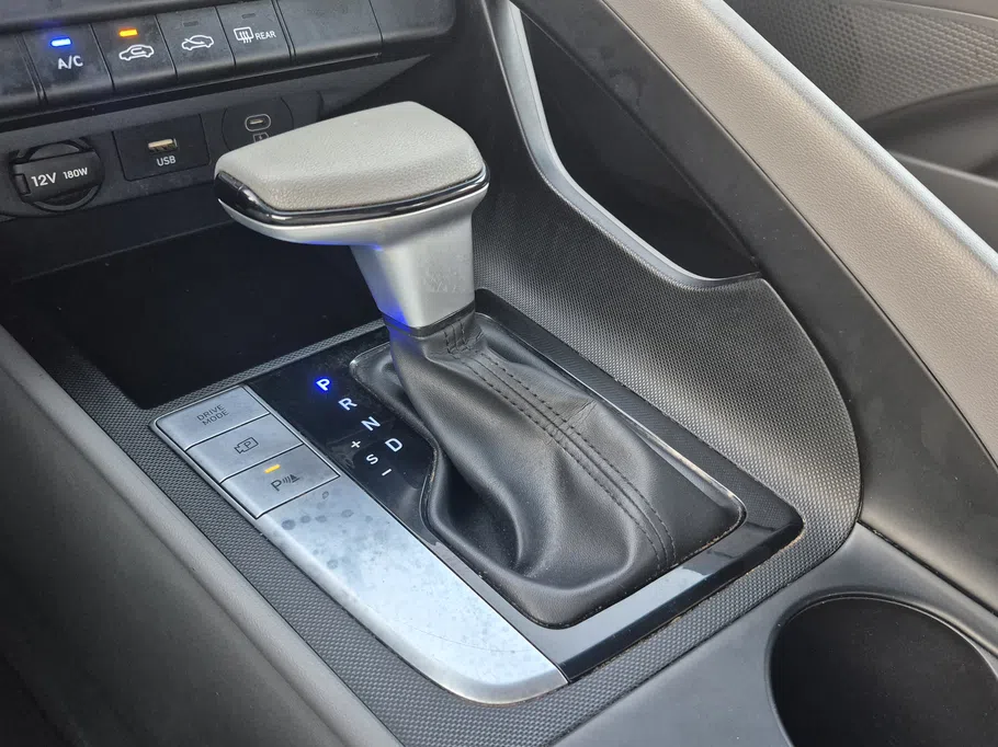 2024 Hyundai Elantra Fleet 