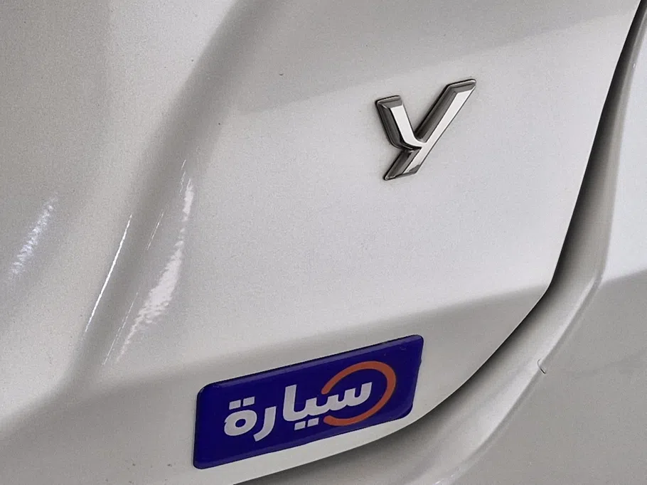 تويوتا يارس Y 2023 