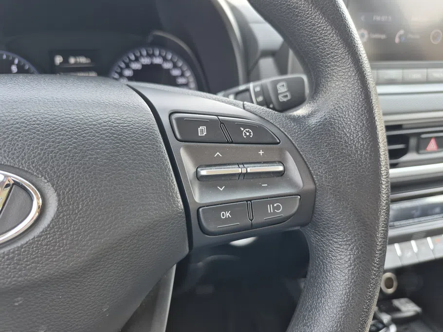 2023 Hyundai Kona SMART 