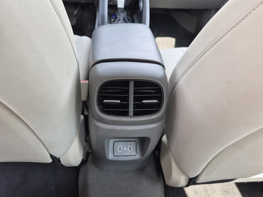 2024 Hyundai Elantra Fleet 