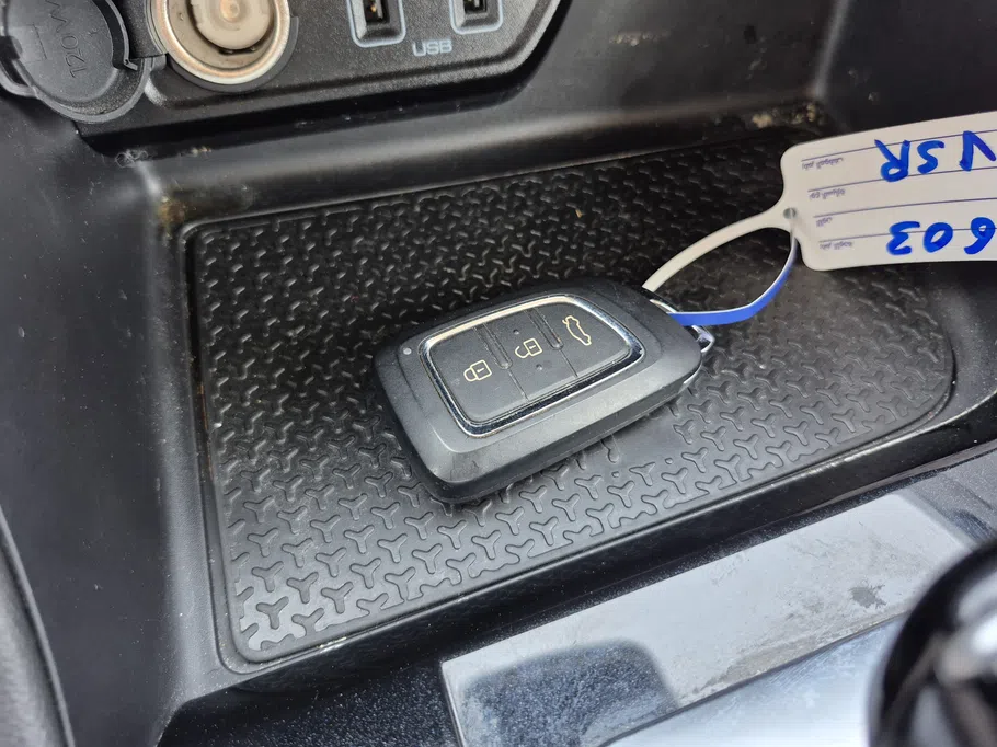 دونج فينج AX7 Mach E1 2022 