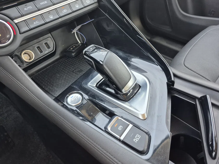 دونج فينج AX7 Mach E1 2022 