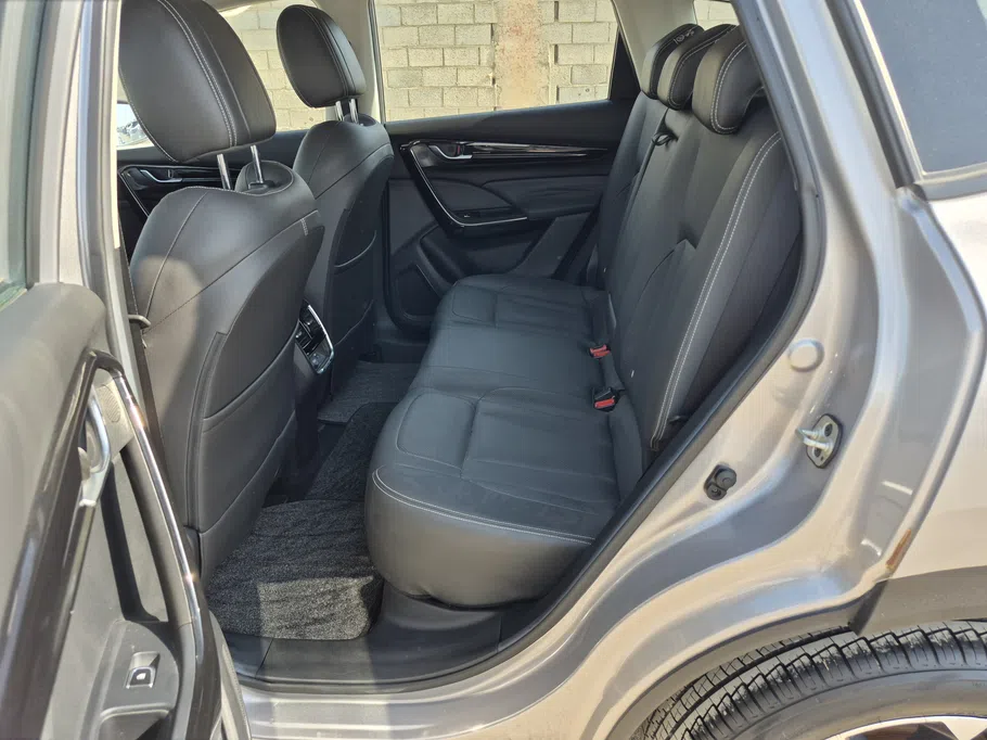 دونج فينج AX7 Mach E1 2022 