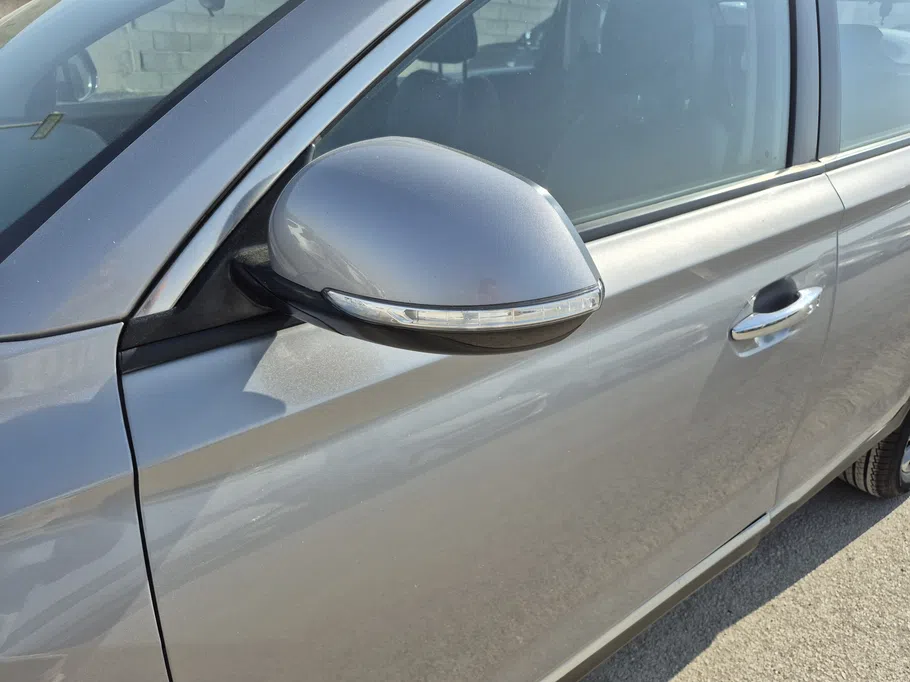 دونج فينج AX7 Mach E1 2022 