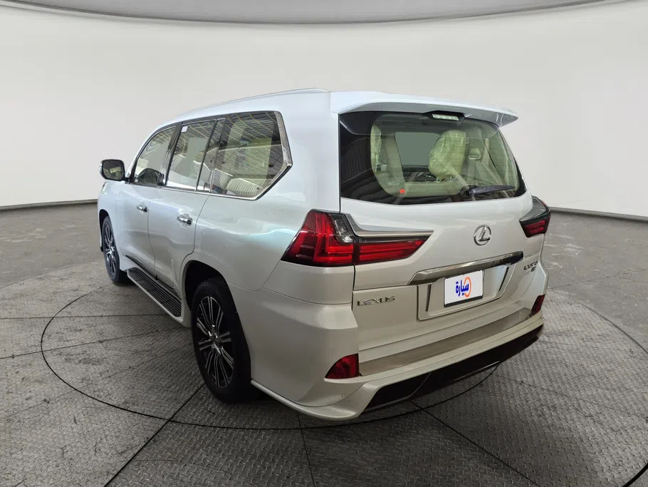 لكزس LX 570 S 2021 