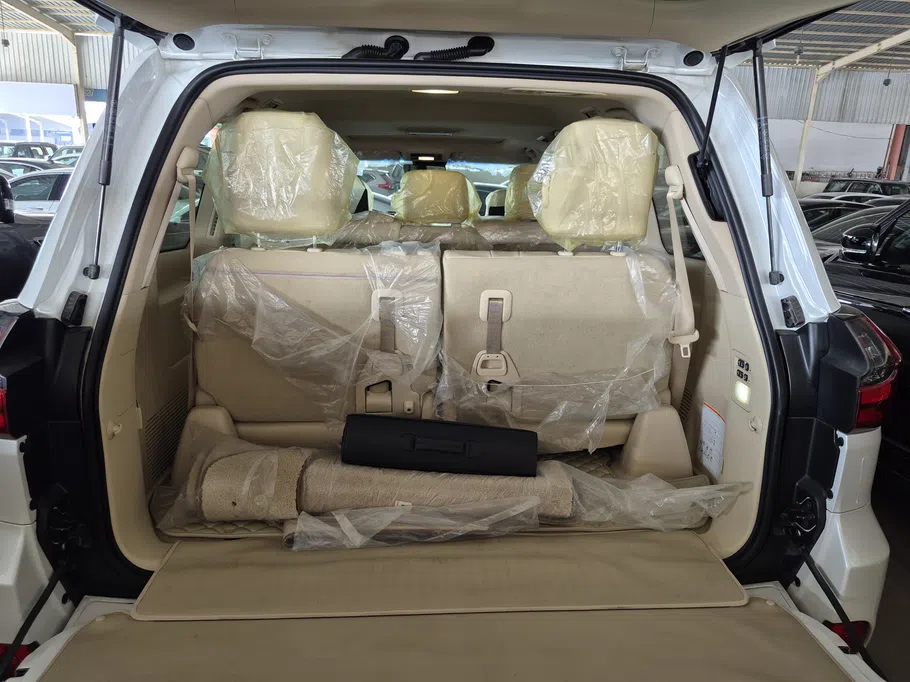 لكزس LX 570 S 2021 