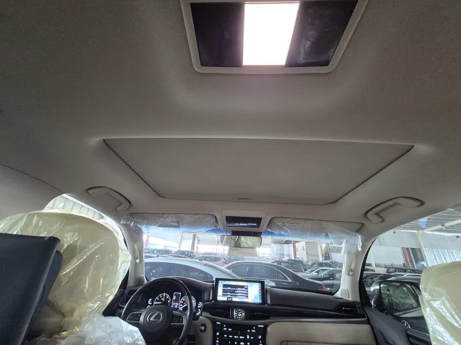 لكزس LX 570 S 2021 