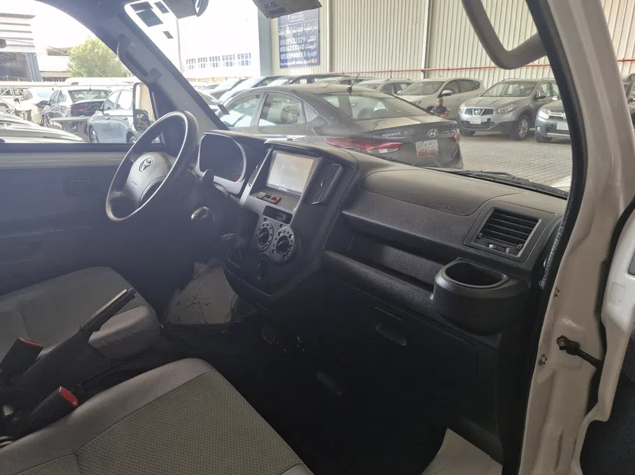 2023 Toyota LiteAce Van 