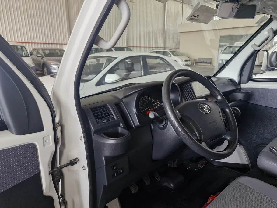 2023 Toyota LiteAce Van 