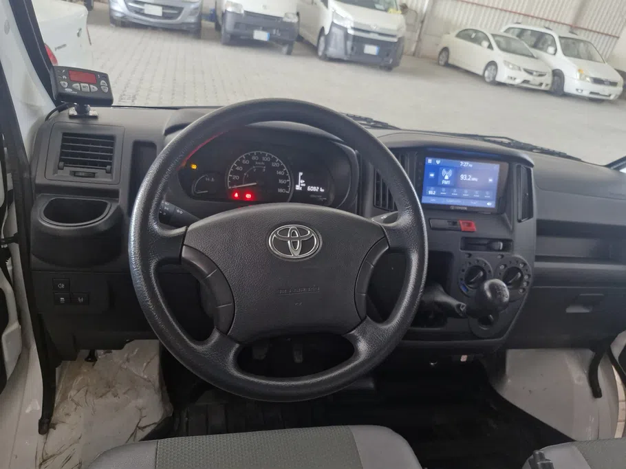 2023 Toyota LiteAce Van 