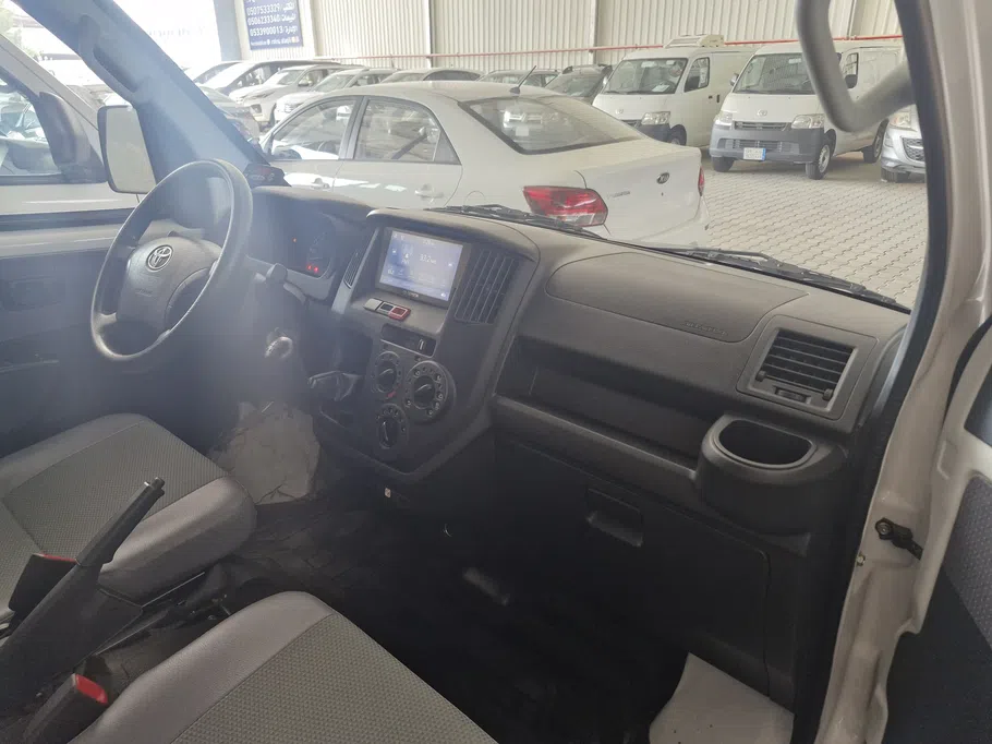 2023 Toyota LiteAce Van 