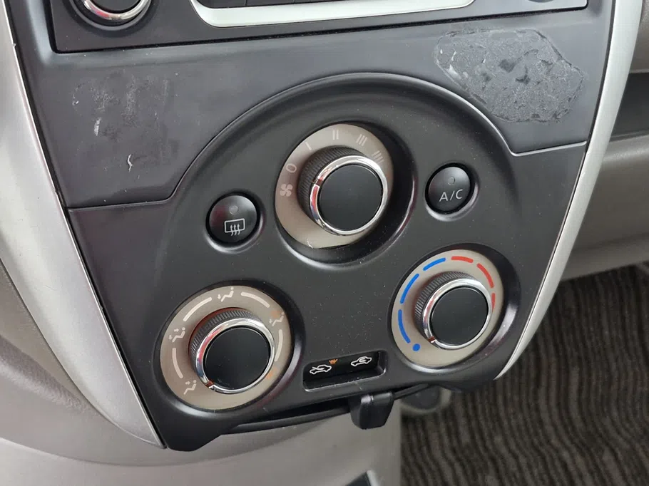 2022 Nissan Sunny SV Comfort 