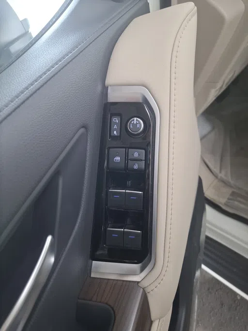 تويوتا لاندكروزر GXR4 2024 