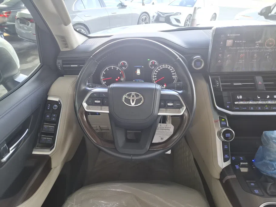 تويوتا لاندكروزر GXR4 2024 