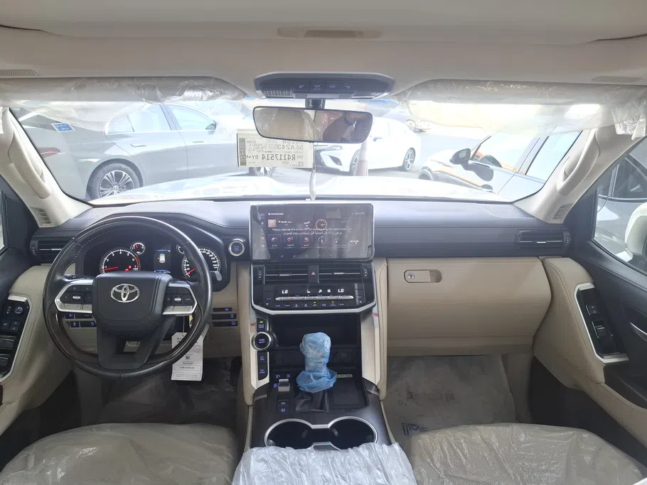 تويوتا لاندكروزر GXR4 2024 