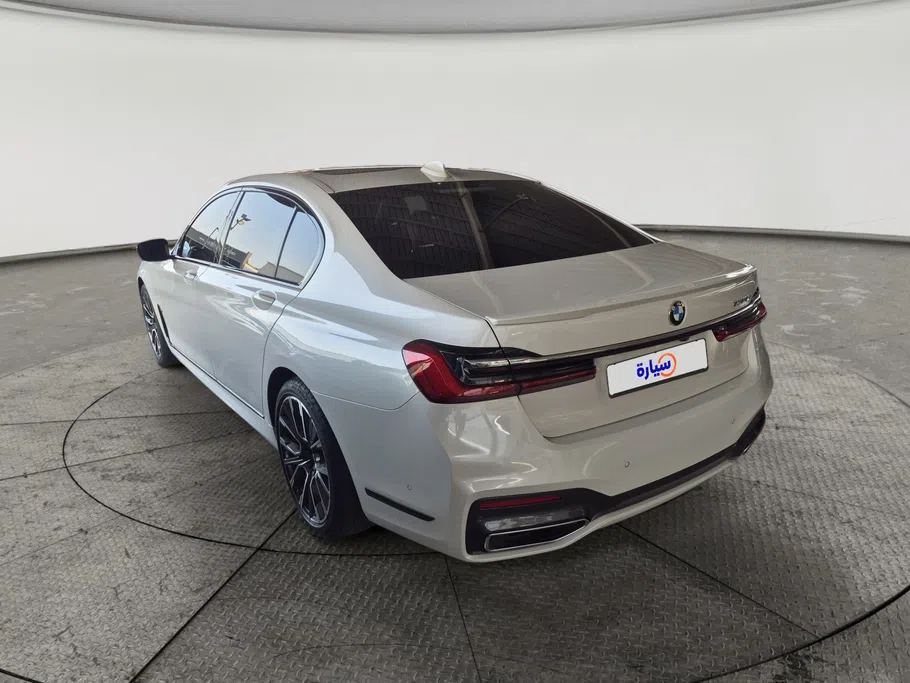 2021 BMW 7 Series 730Li 