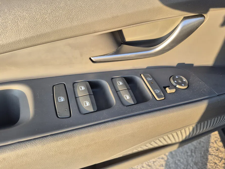 2024 Hyundai Elantra Fleet 