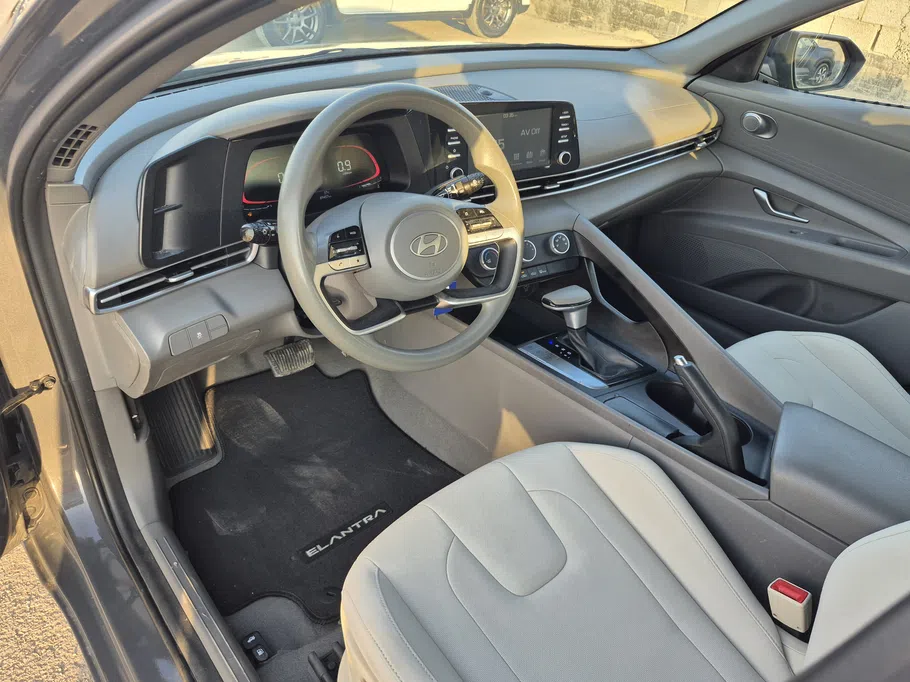 2024 Hyundai Elantra Fleet 