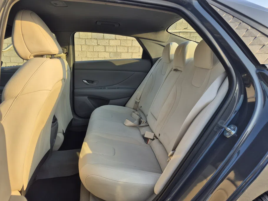 2024 Hyundai Elantra Fleet 
