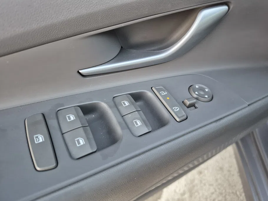 2024 Hyundai Elantra Fleet 