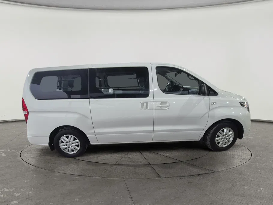 2021 Hyundai Grand Starex cargo 