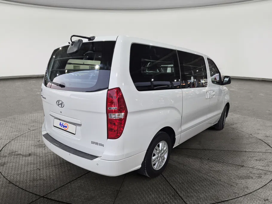 2021 Hyundai Grand Starex cargo 