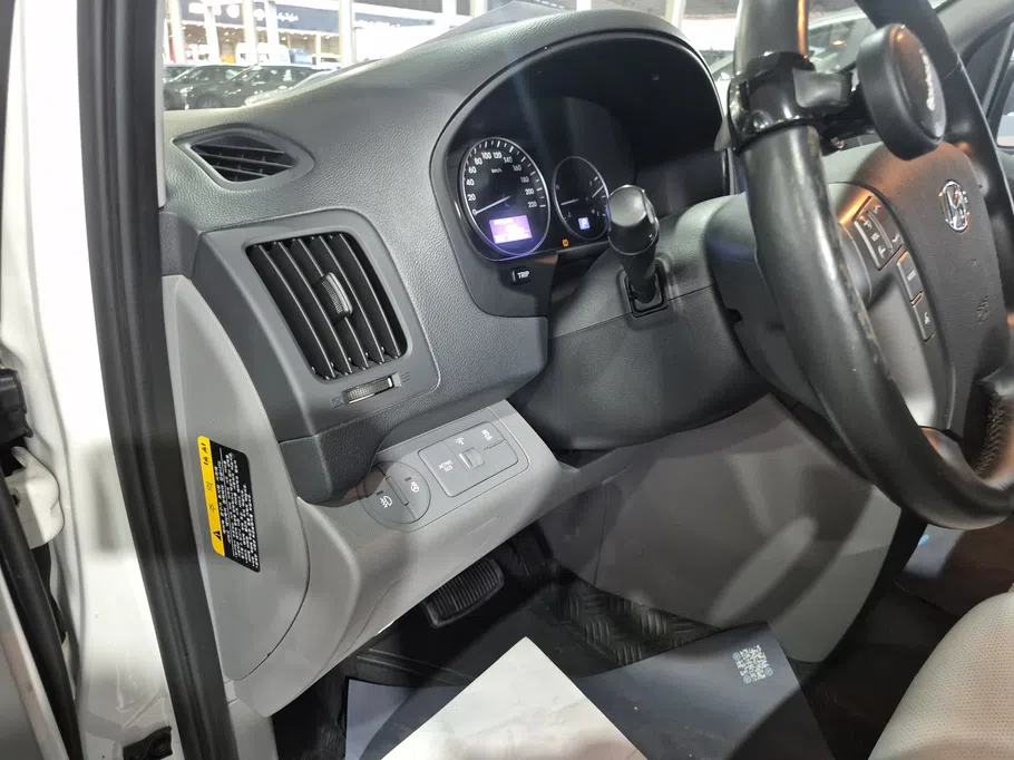 2021 Hyundai Grand Starex cargo 