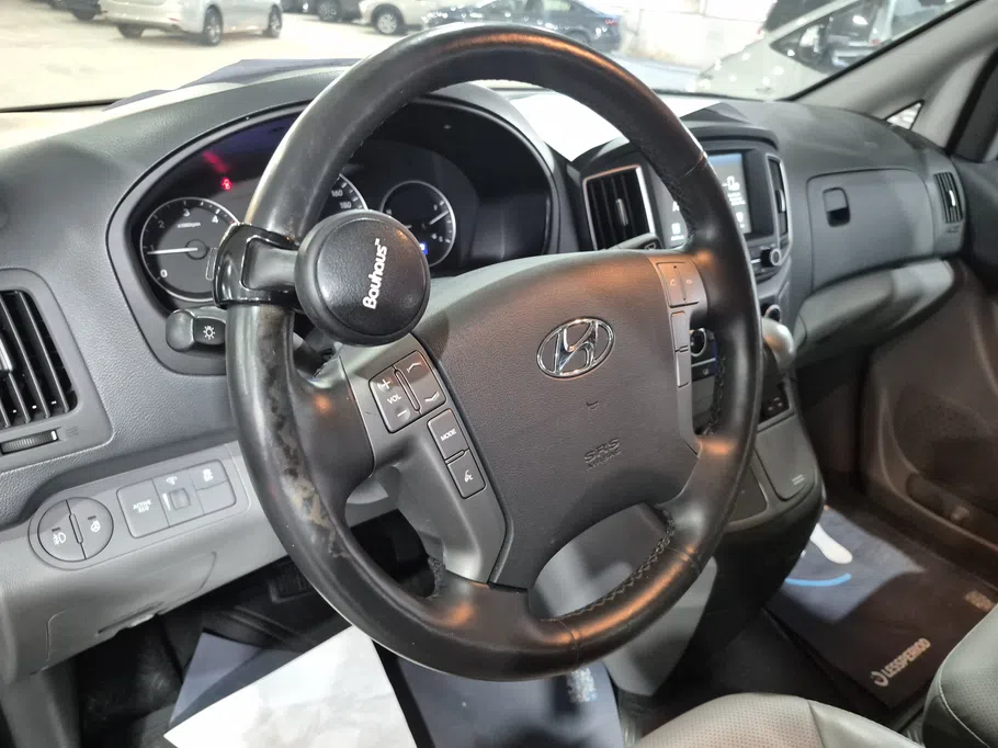 2021 Hyundai Grand Starex cargo 