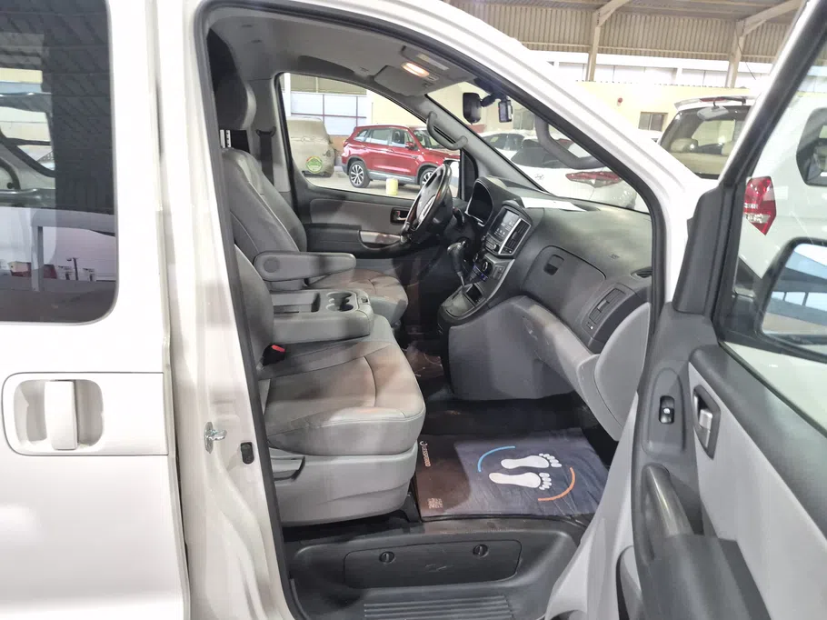 2021 Hyundai Grand Starex cargo 