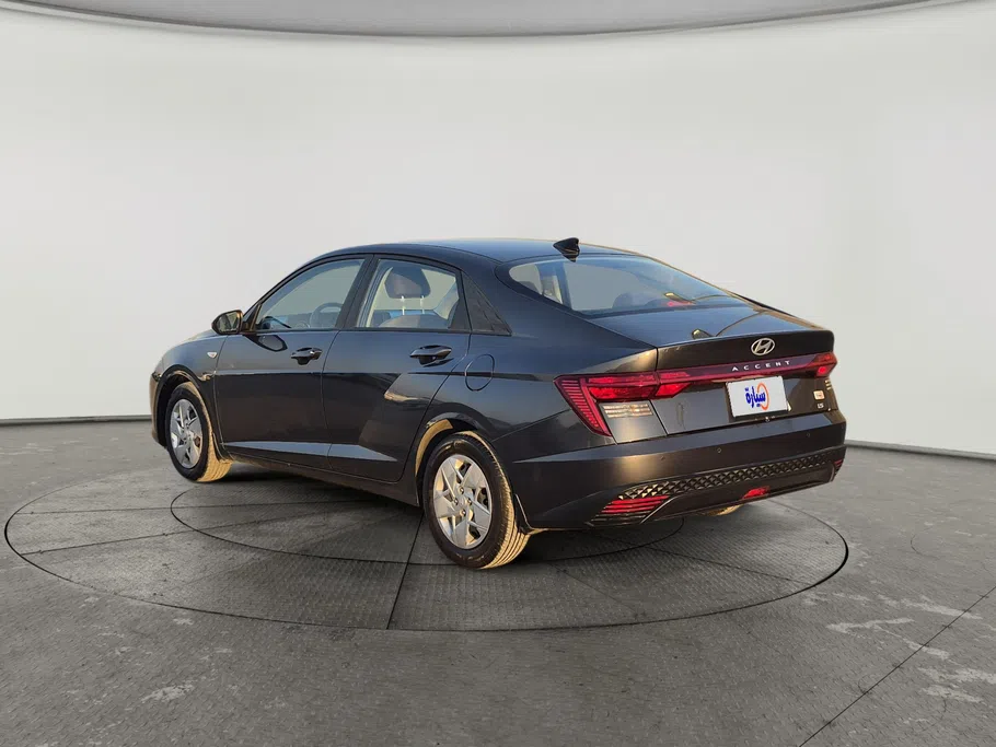 2024 Hyundai Accent Fleet 