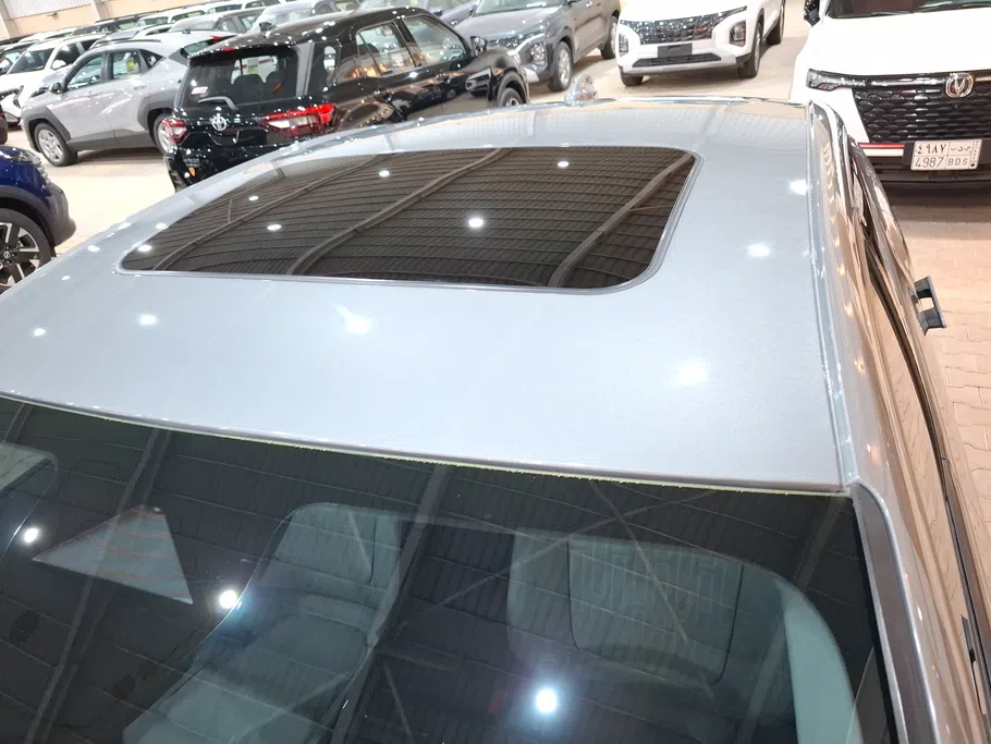 2025 Ford Taurus Trend 
