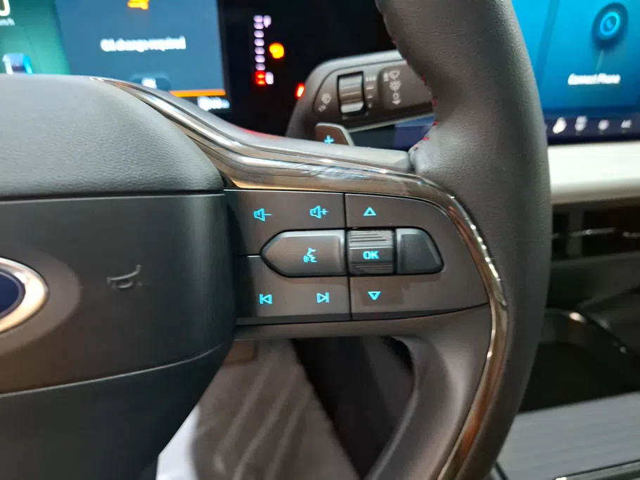2025 Ford Taurus Trend 